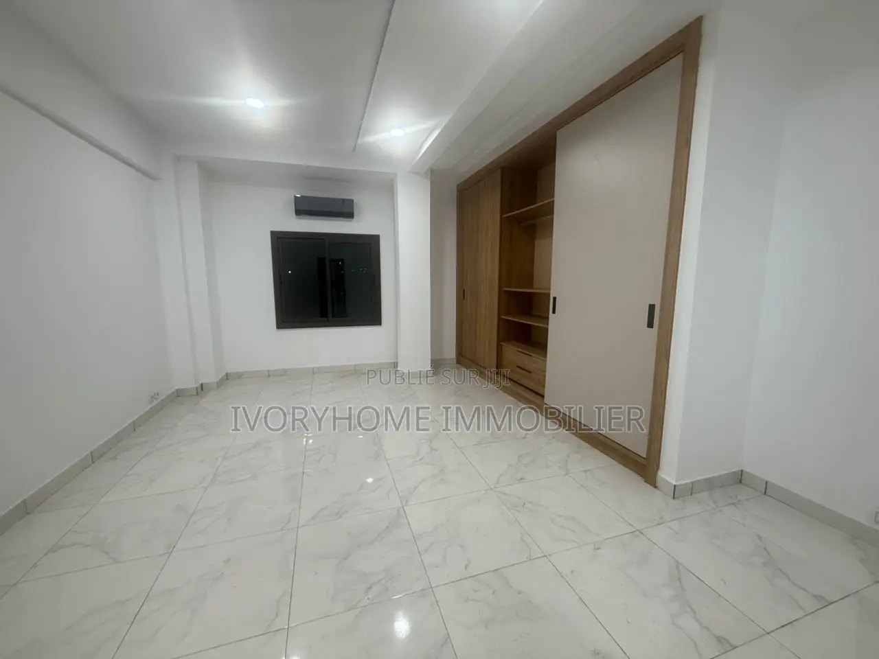 3chbre Appartement dans Cocody à Louer