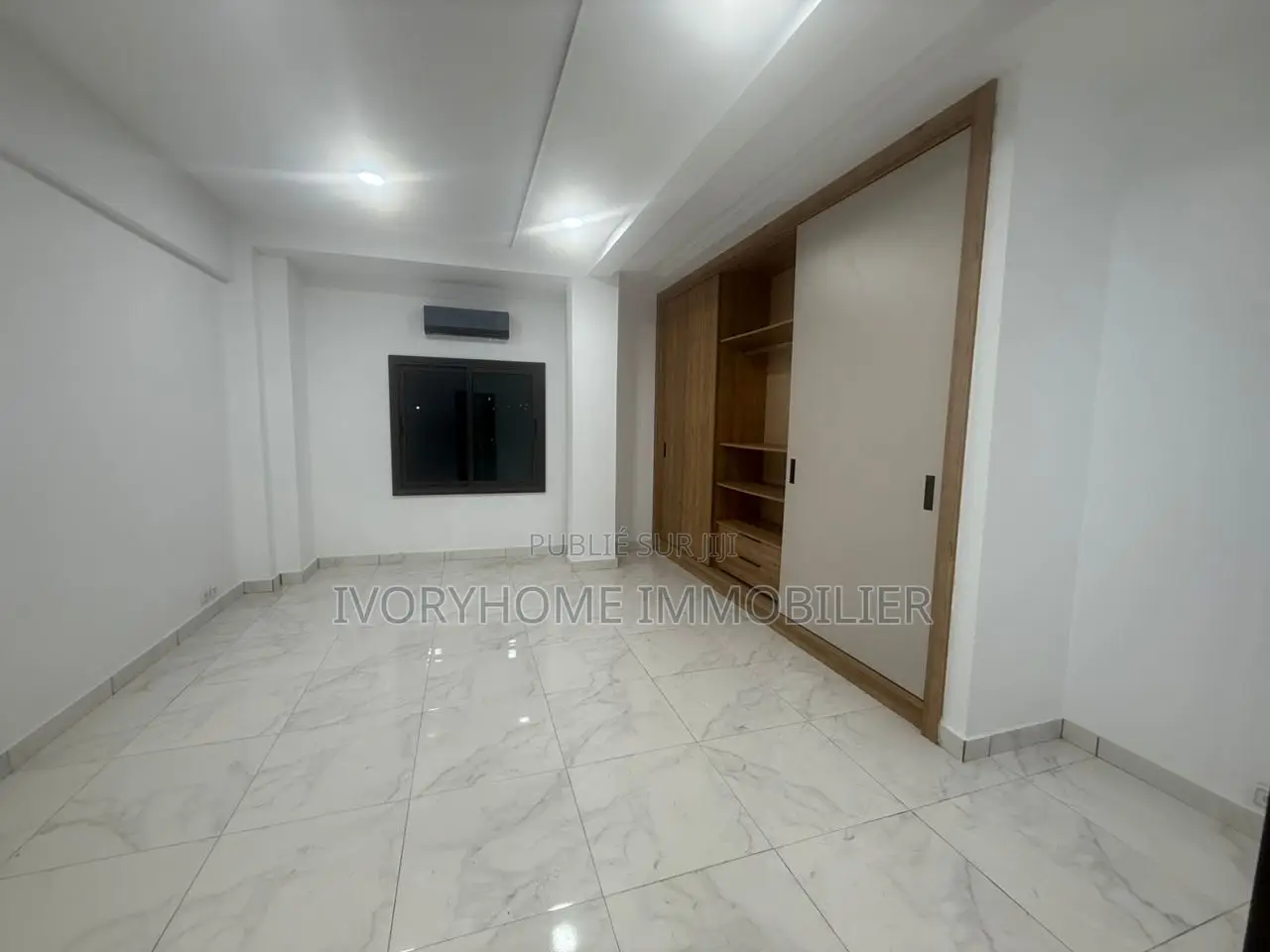 3chbre Appartement dans Cocody à Louer