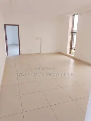 2chbre Appartement dans Cocody à Louer
