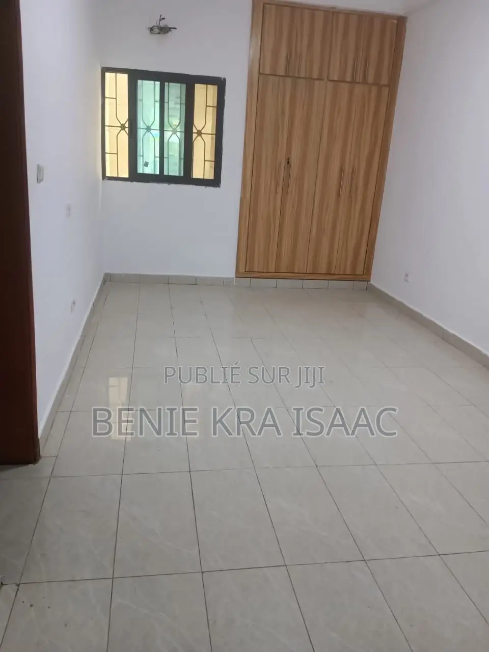 3chbre Appartement dans Cocody à Louer