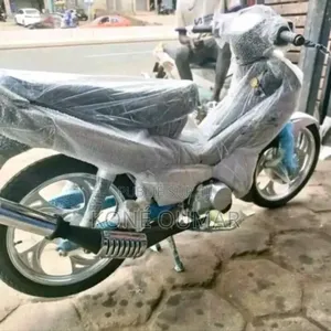 Nouveau KTM RC 125 2026 Blanc