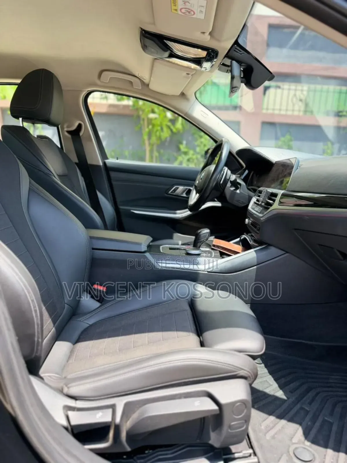 BMW 320i 2022 Noir