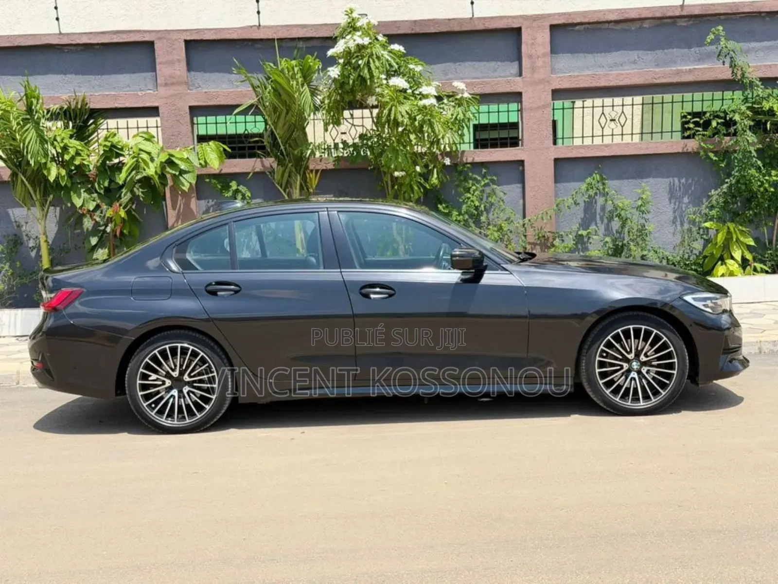 BMW 320i 2022 Noir