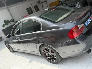 BMW 325i 2006 Gris
