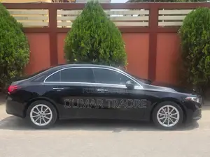 Mercedes-Benz 220 2020 Noir