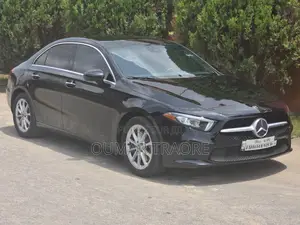 Mercedes-Benz 220 2020 Noir