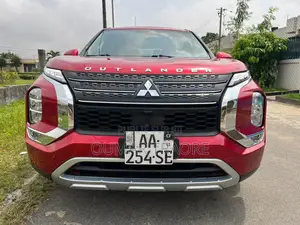 Mitsubishi Outlander SE 2022 Rouge