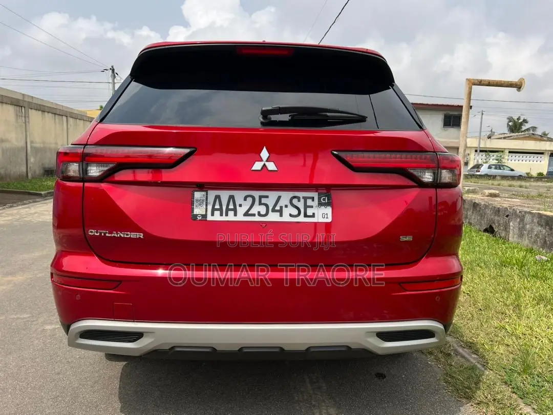 Mitsubishi Outlander SE 2022 Rouge