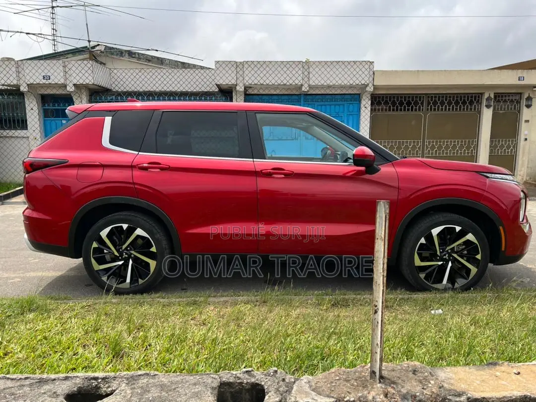 Mitsubishi Outlander SE 2022 Rouge