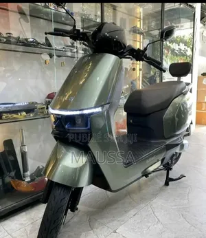Nouveau TVS Apache 180 RTR 2026 Noir