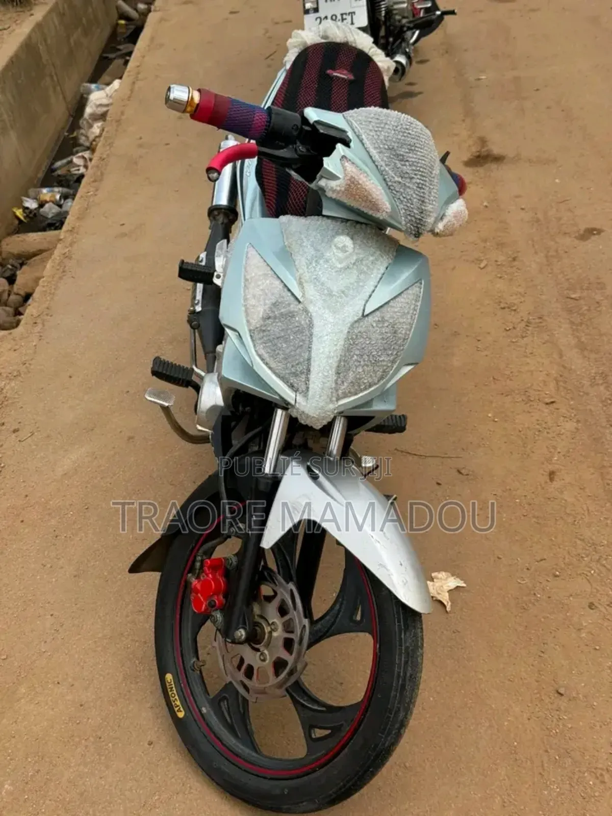 Nouveau KTM Duke 125 2025 Bleu