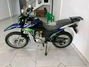Nouveau Royal RY150 2025 Bleu