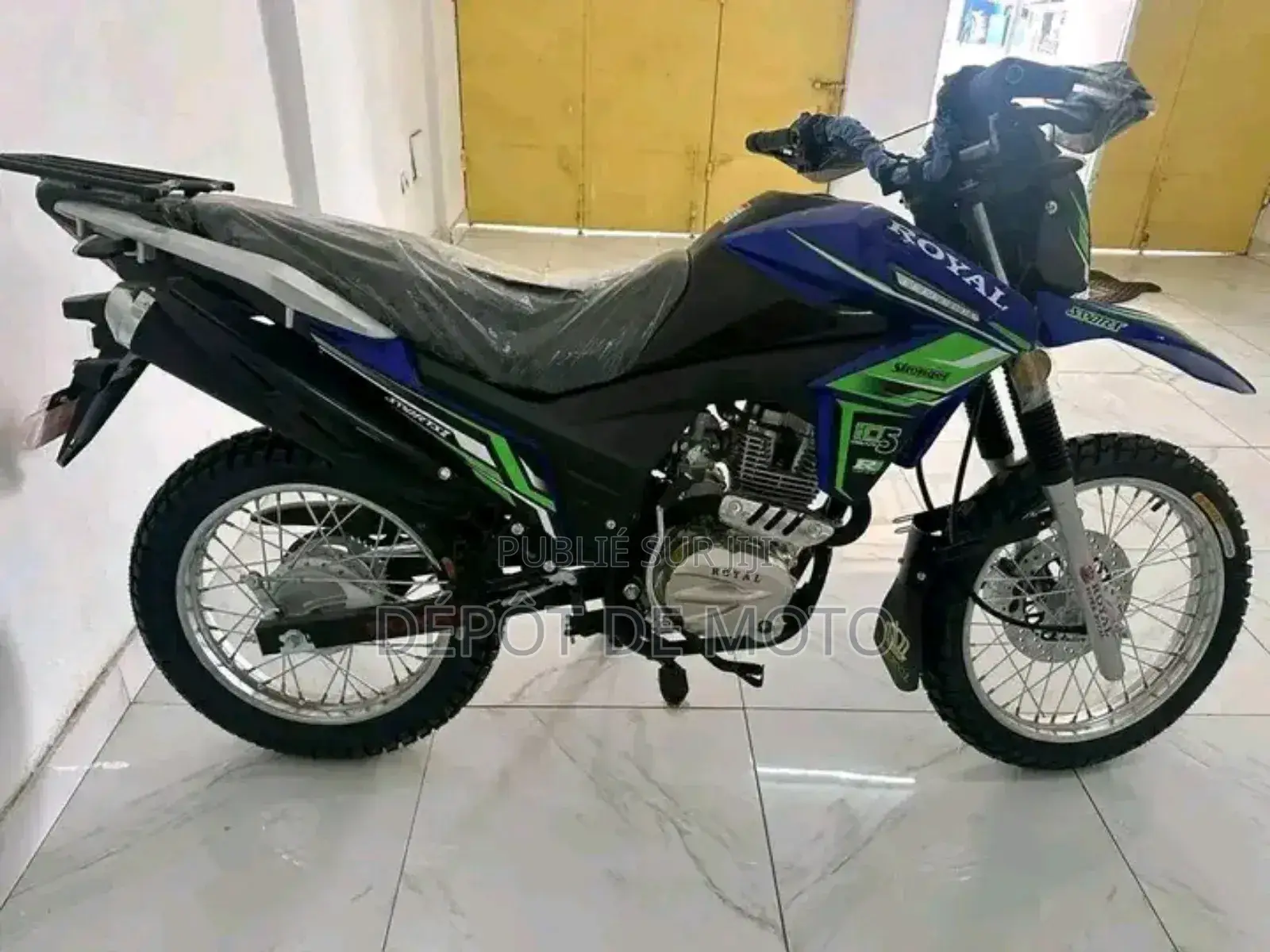 Nouveau Royal RY150 2025 Bleu
