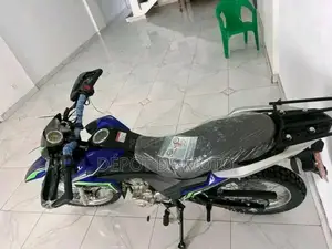 Nouveau Royal RY150 2025 Bleu