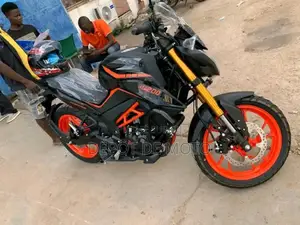Nouveau Autre 2026 Orange