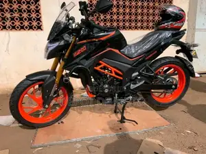Nouveau Autre 2026 Orange