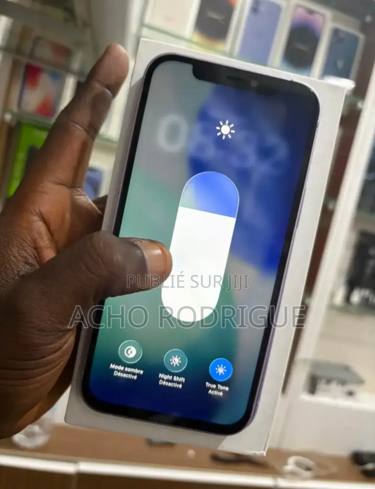 Nouveau Apple iPhone 12 128 GB Violet