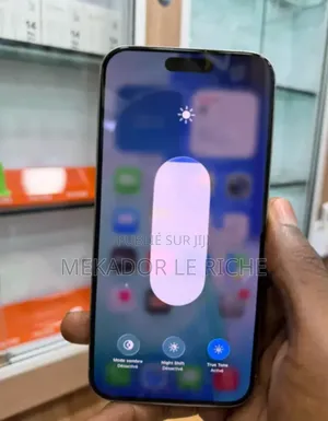 Nouveau Apple iPhone 15 Pro Max 256 GB Blanc
