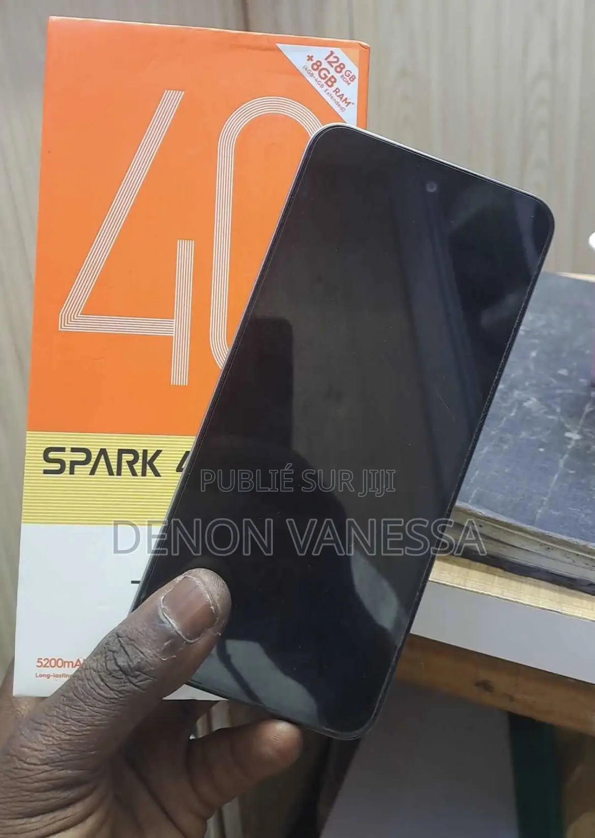 Nouveau Tecno Spark 40 128 GB Gris