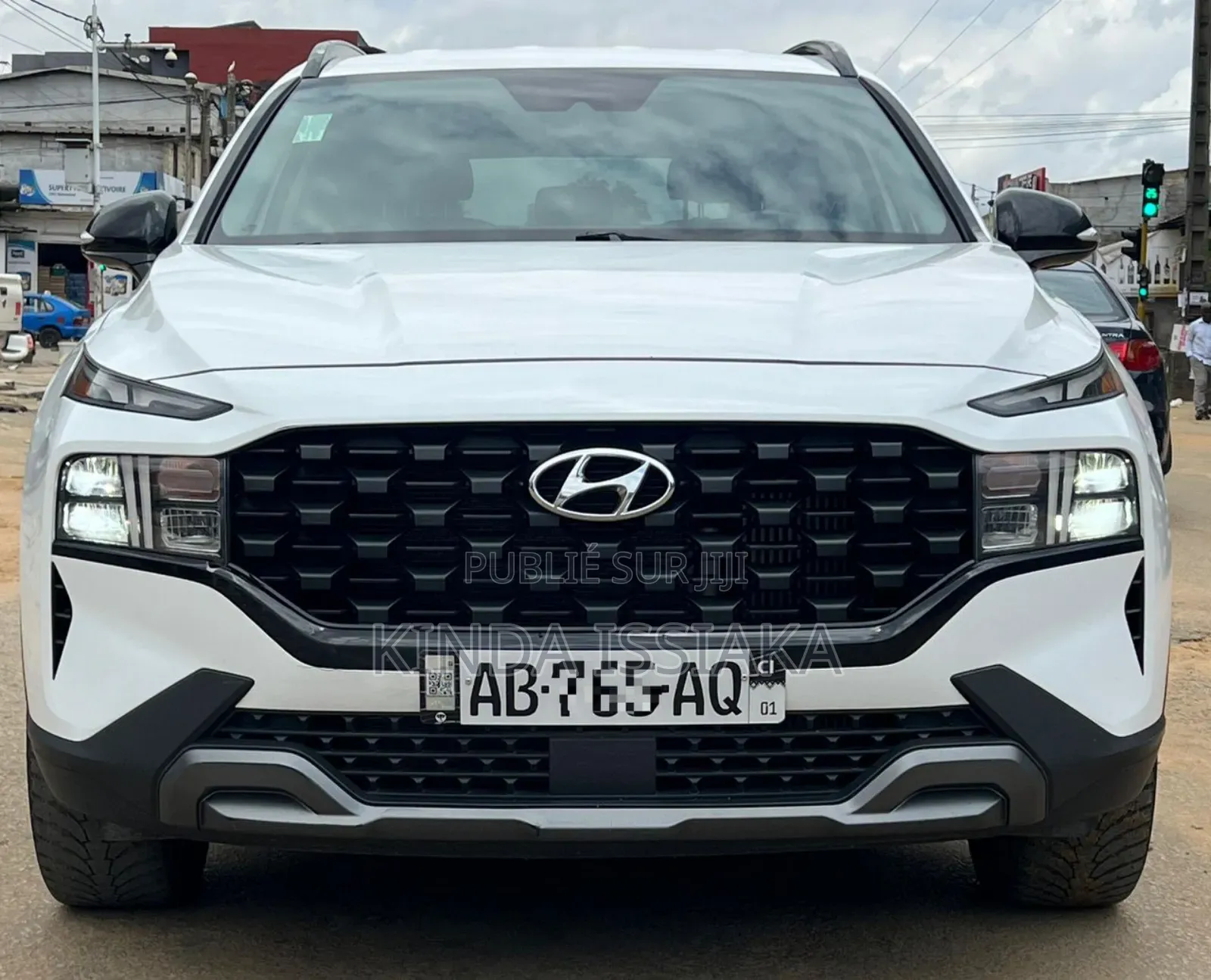 Hyundai Santa Fe 2022 Blanc cassé
