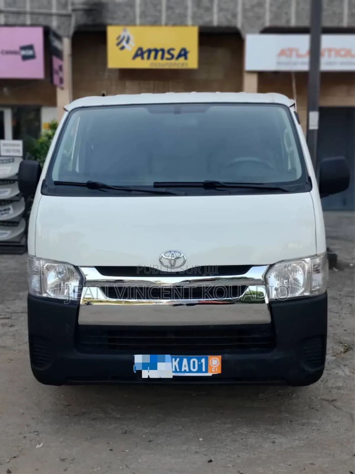 Toyota HiAce 2020 Blanc