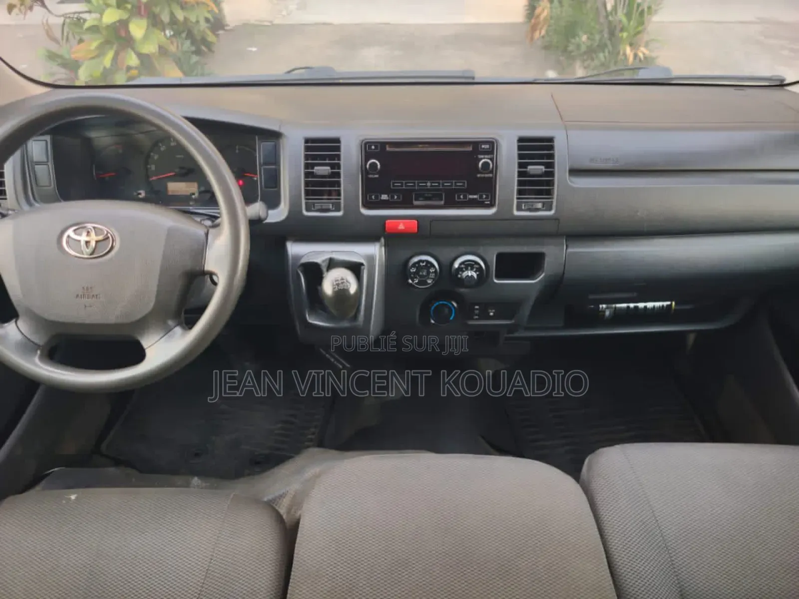 Toyota HiAce 2020 Blanc