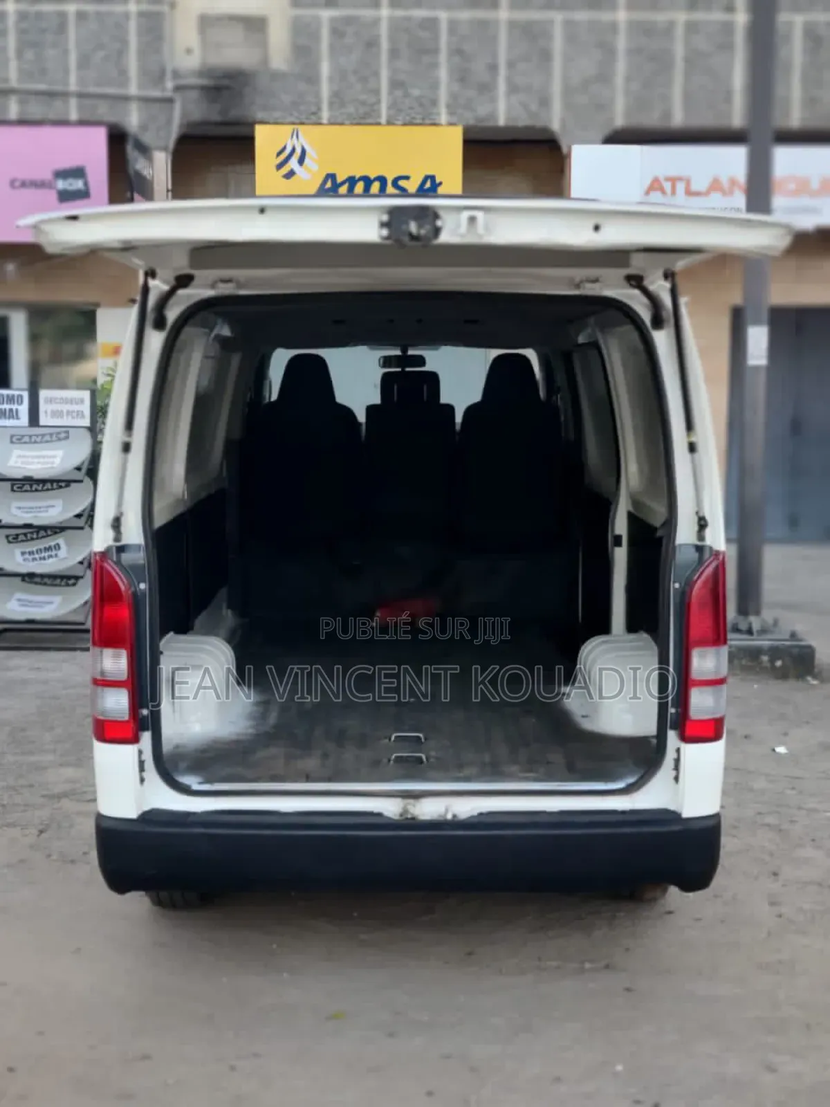 Toyota HiAce 2020 Blanc