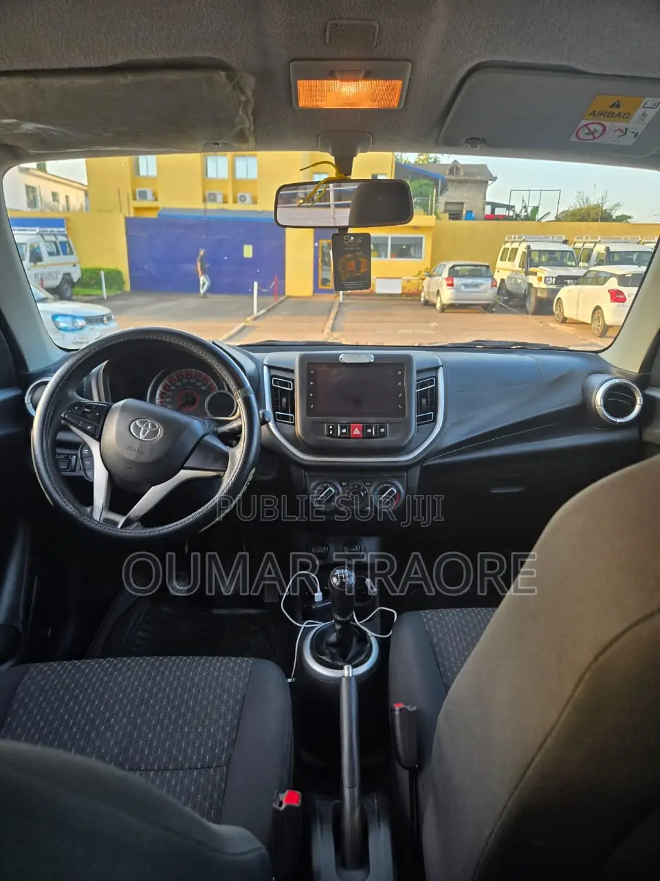 Toyota Vitz 2020 Marron