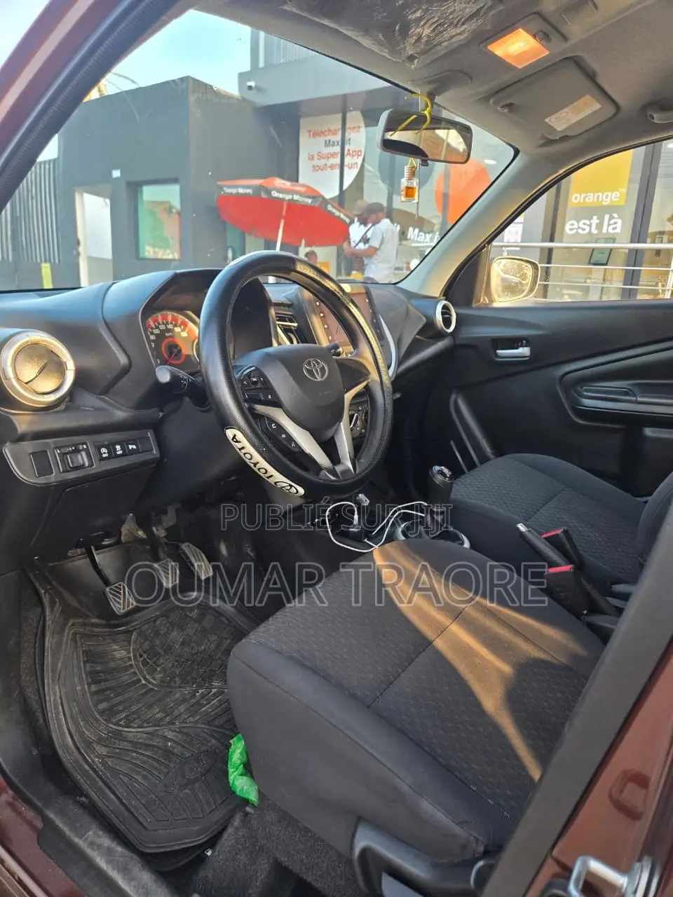 Toyota Vitz 2020 Marron