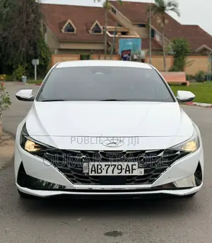 Hyundai Elantra 2021 Blanc