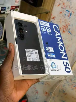 Nouveau Tecno Camon 50 Pro 256 GB Noir