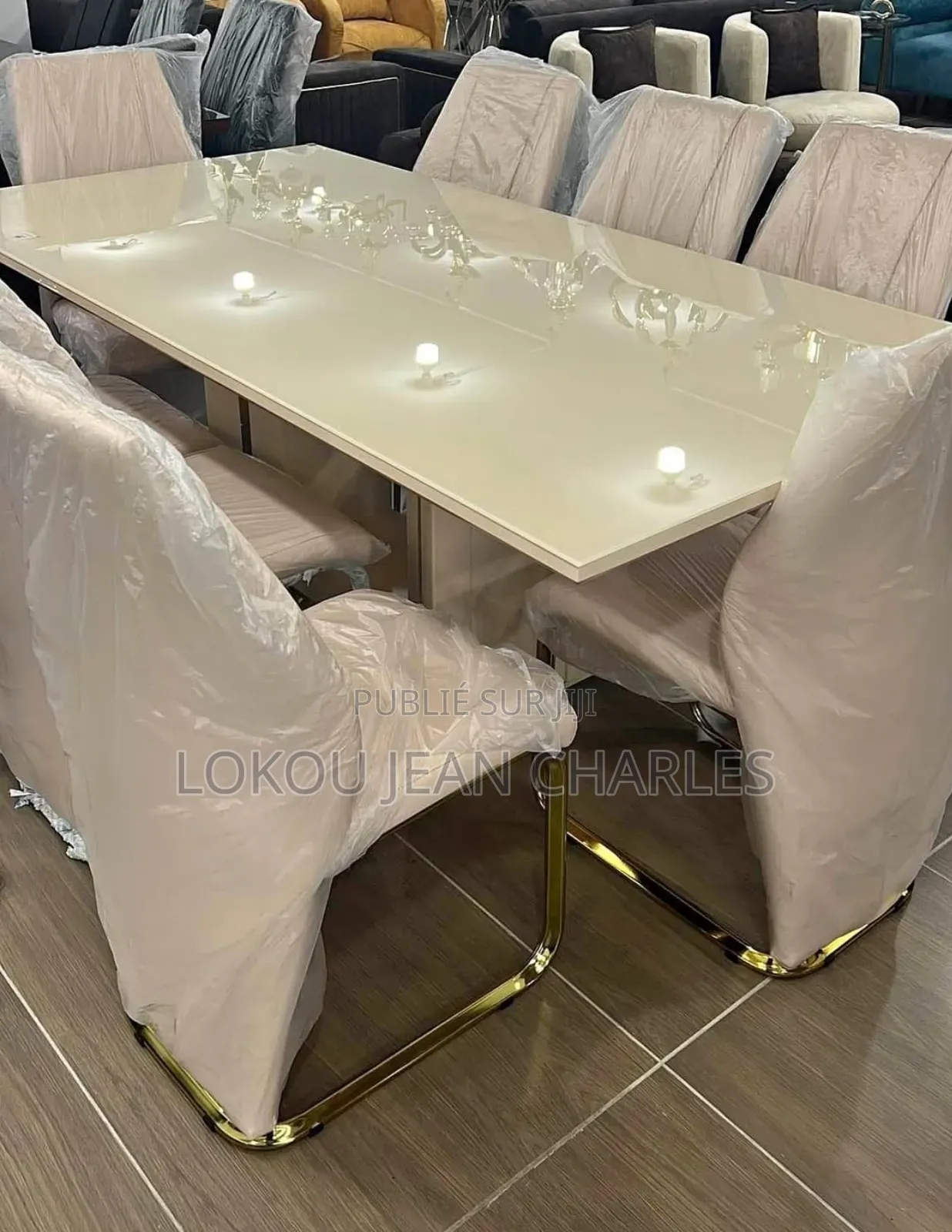Table a Manger 8 Places en Promo Stock Limité