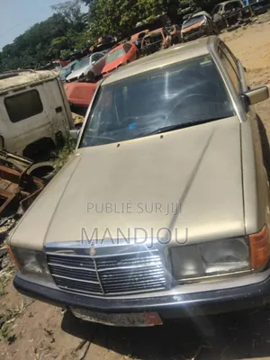 Mercedes-Benz 190 1999 Jaune