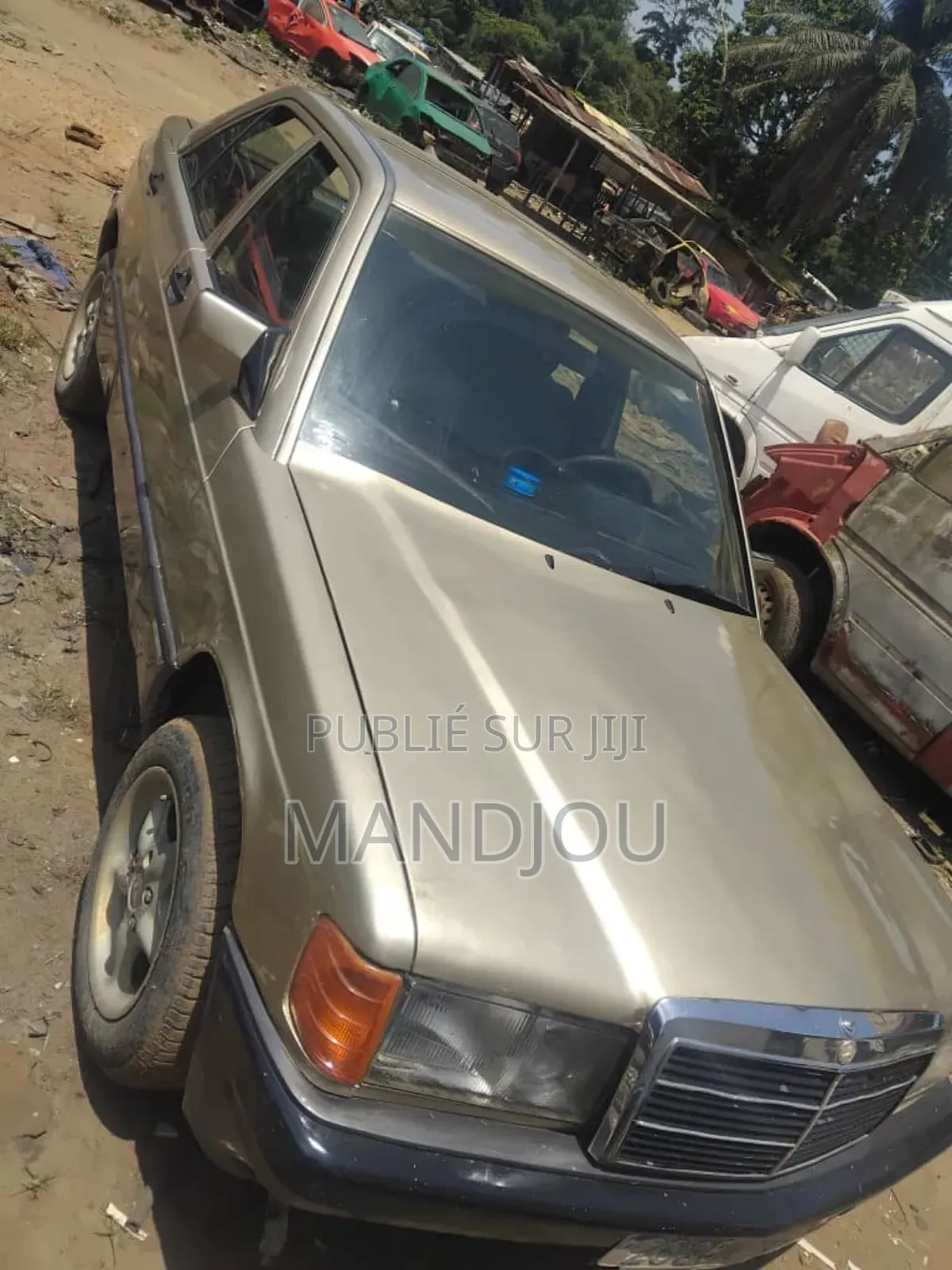 Mercedes-Benz 190 1999 Jaune