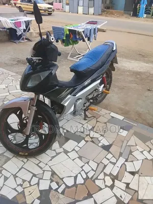 KTM Duke 125 2025 Bleu