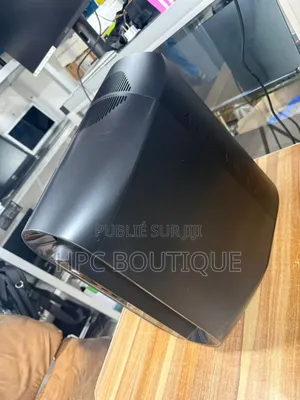 Nouveau Alienware Aurora R13 24GB Intel Core i5 SSD 1T