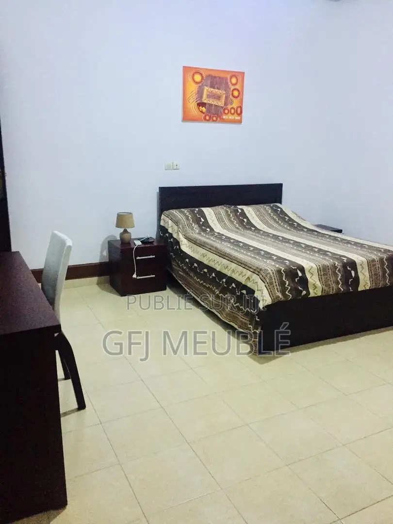 Meublé 4chbre Duplex dans Gfj Meublé, Cocody à Louer