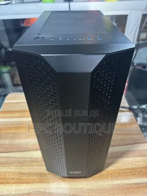Nouveau Ordinateur de bureau MSI model 32GB AMD Ryzen 7 SSD 1T
