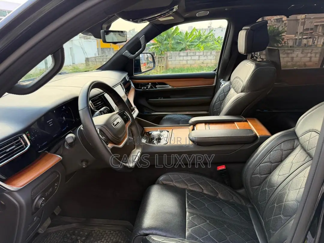Jeep Grand Wagoneer Series III 4WD 2024 Noir