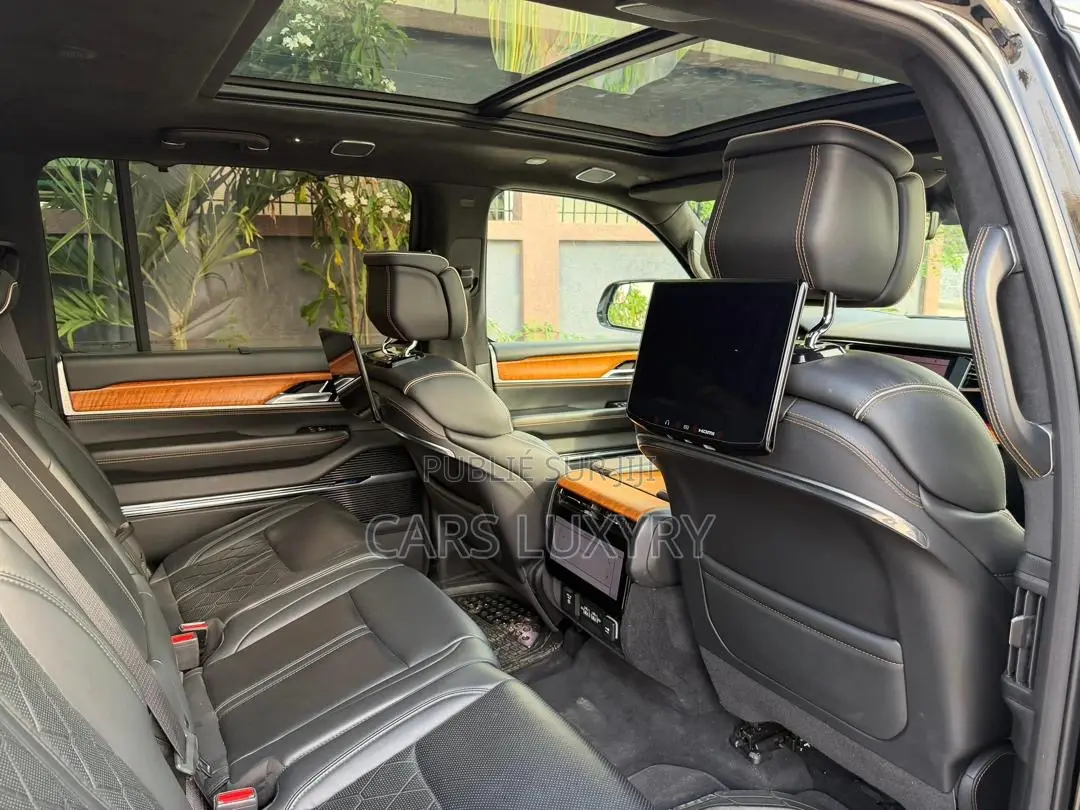 Jeep Grand Wagoneer Series III 4WD 2024 Noir