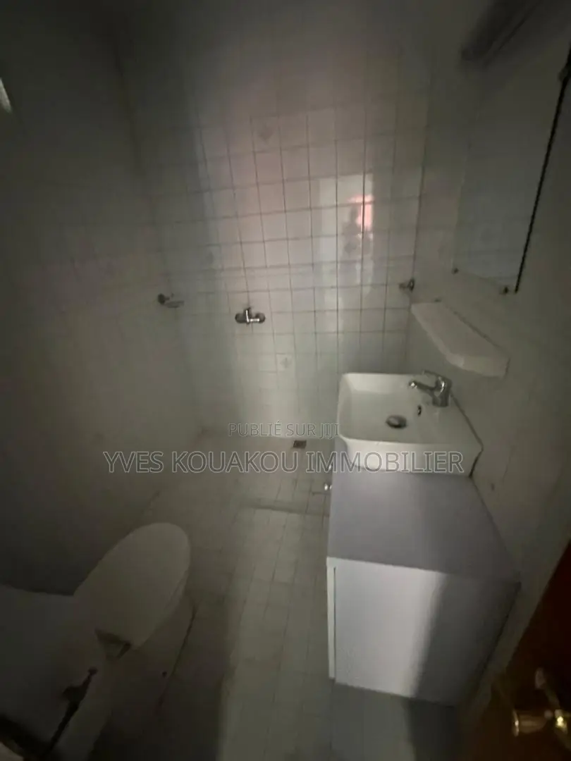 4chbre Duplex dans A La Rivera, Cocody à Vendre