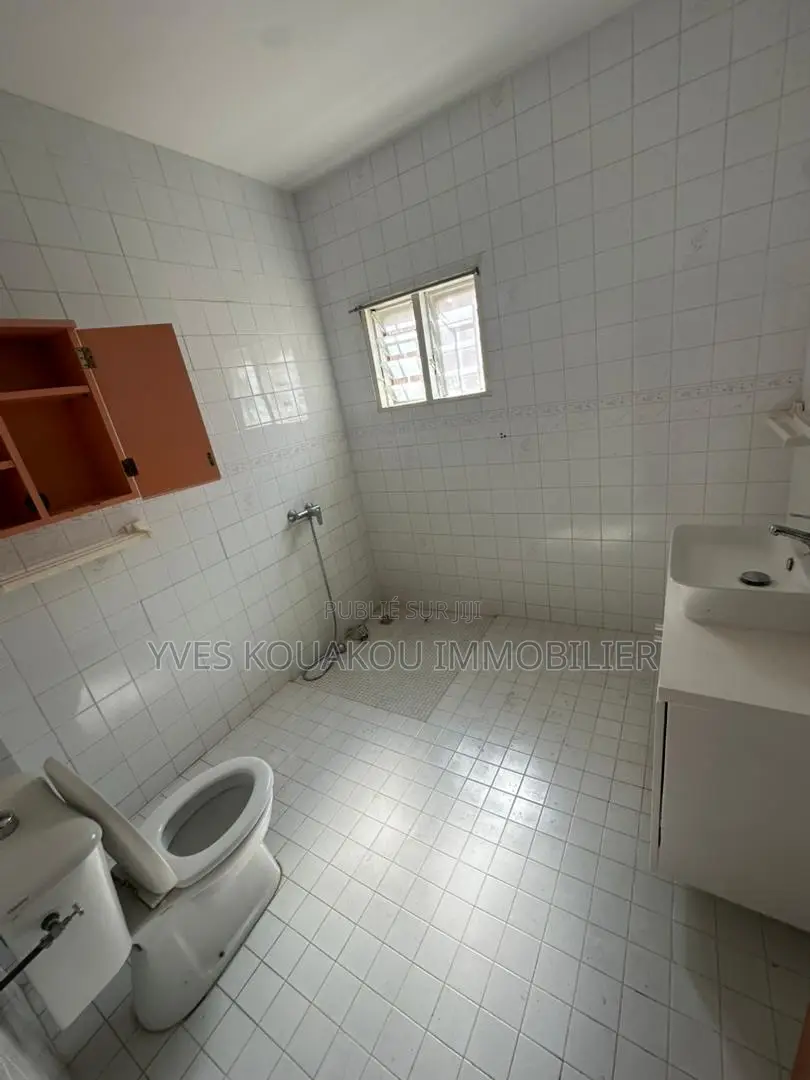 4chbre Duplex dans A La Rivera, Cocody à Vendre