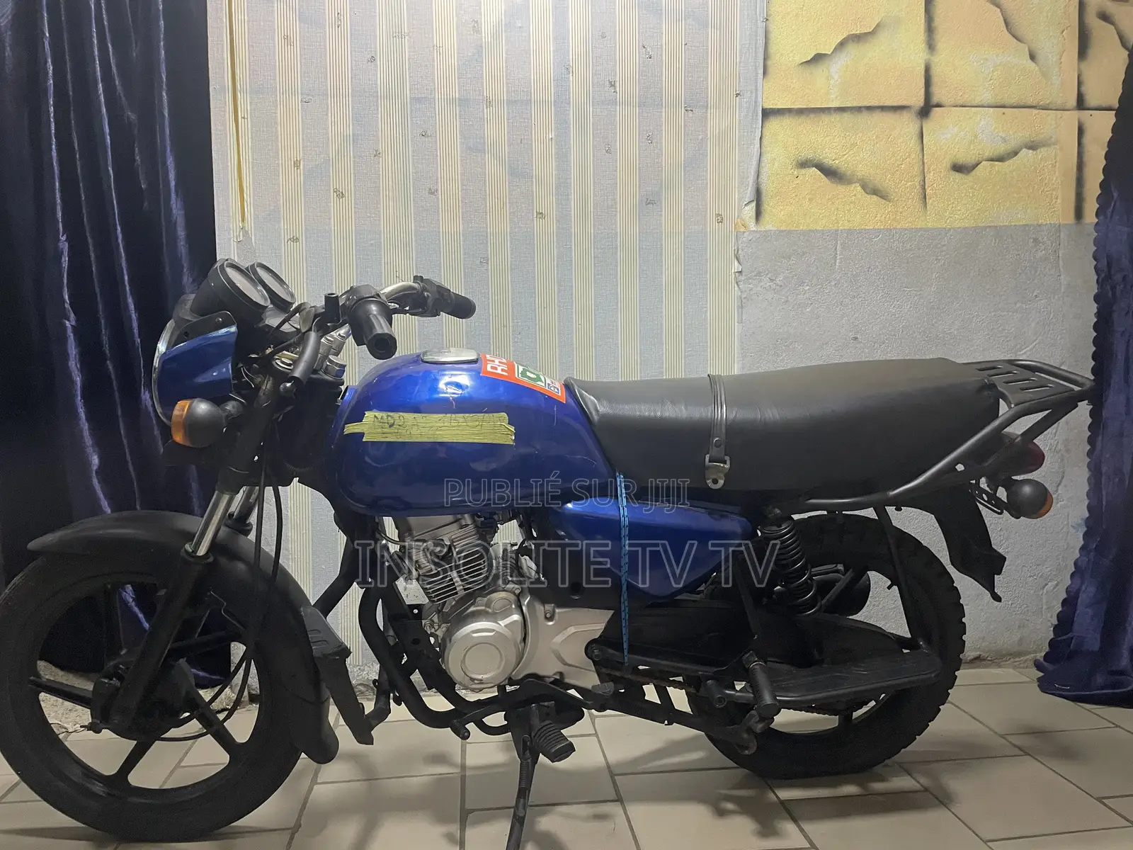 TVS Apache 180 RTR 2022 Bleu