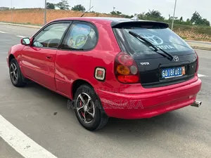 Toyota Corolla 2002 Rouge