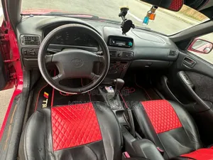 Toyota Corolla 2002 Rouge