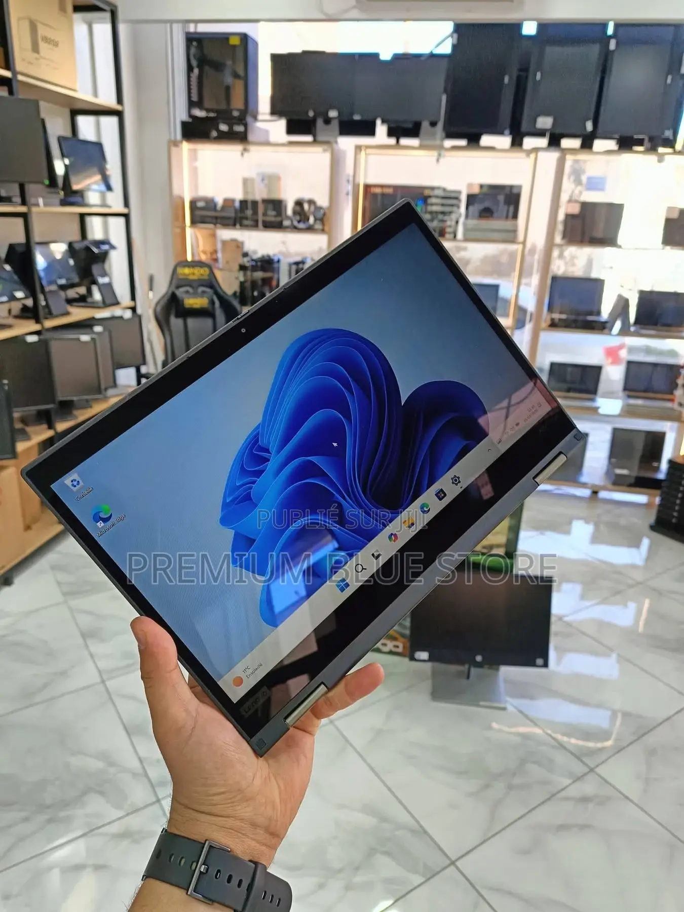 Nouveau Lenovo ThinkPad X390 Yoga 8GB Intel Core i5 SSD 256GB