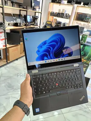 Nouveau Lenovo ThinkPad X390 Yoga 8GB Intel Core i5 SSD 256GB