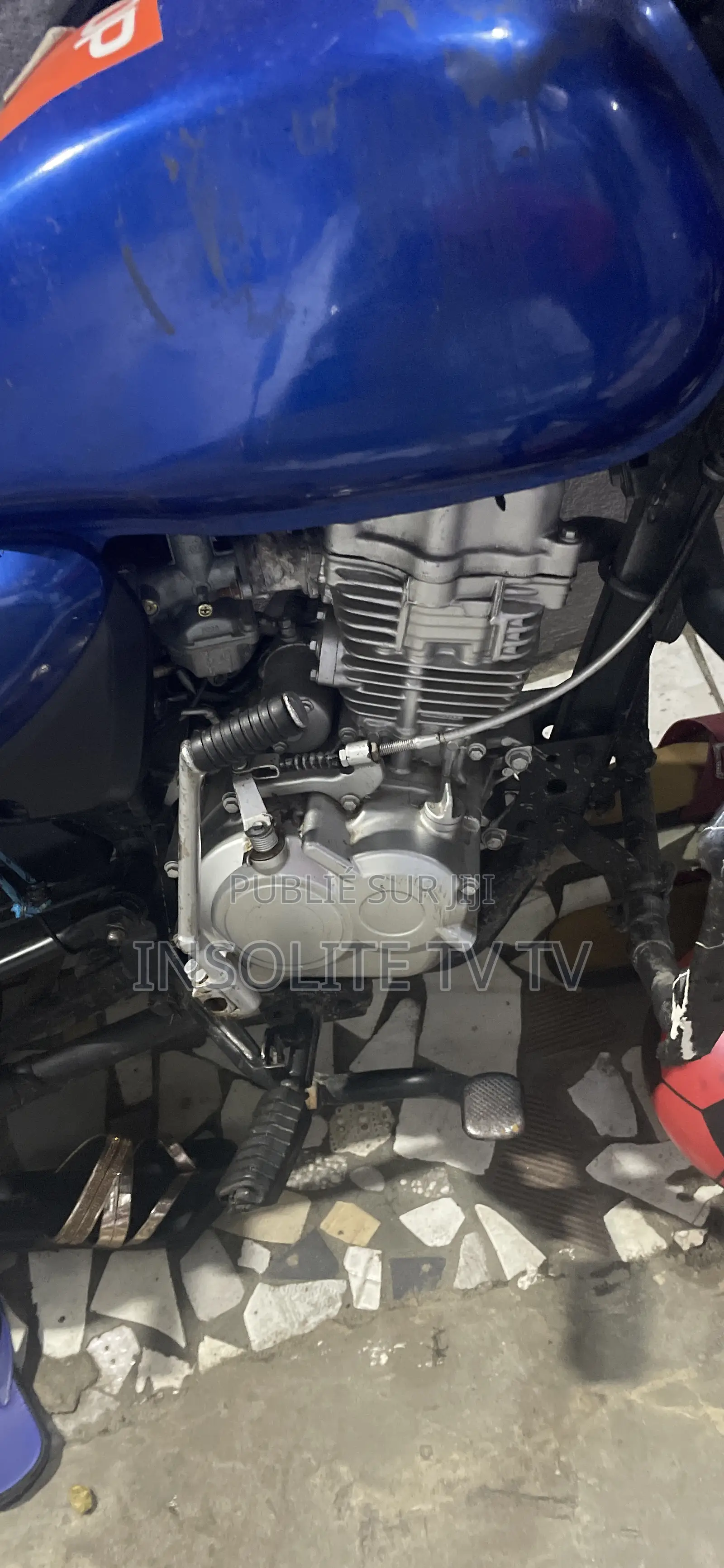 TVS Apache 180 RTR 2022 Bleu