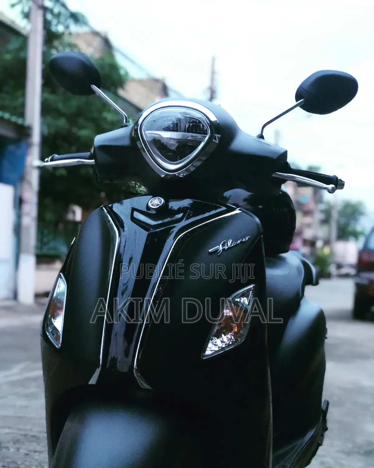 Nouveau Vespa GTV 300 Vespa 140th of Piaggio 2023 Noir