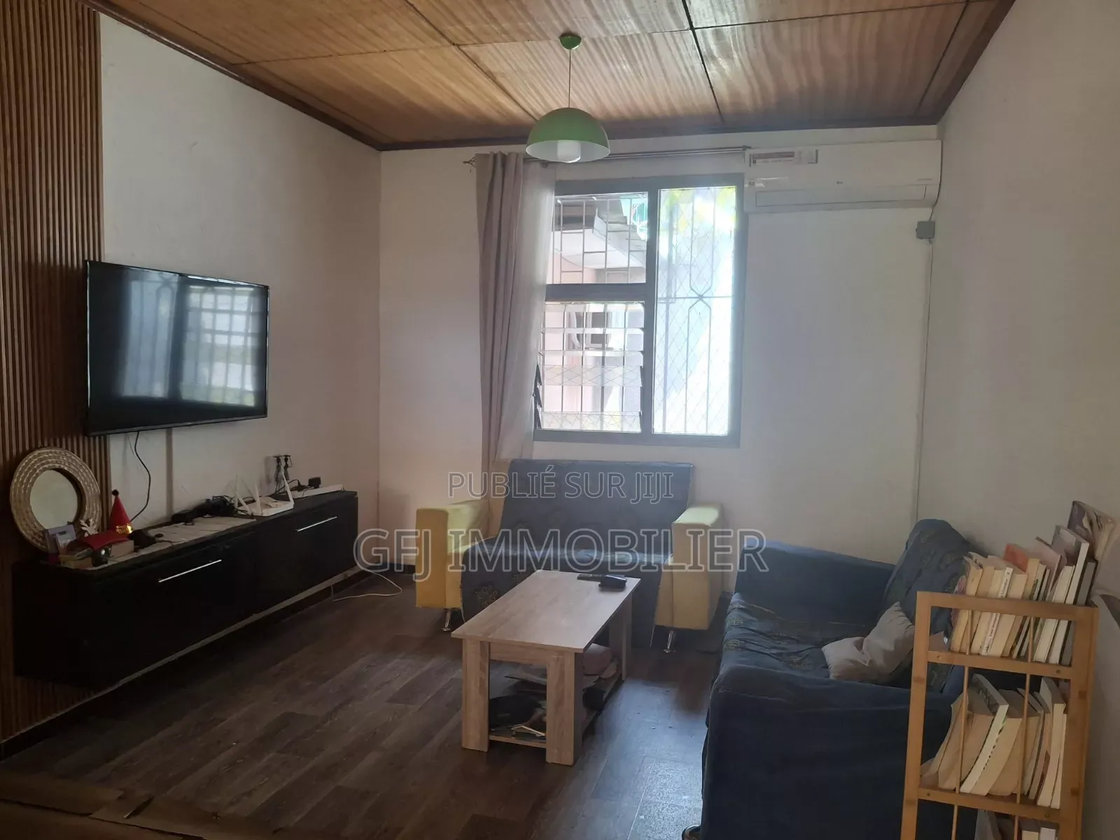 4chbre Villa dans Francis Gweh, Cocody à Louer